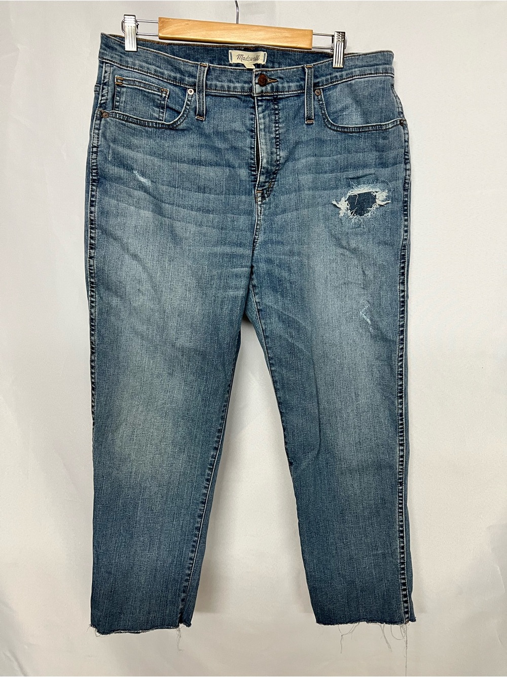Madewell Washed Blue Distressed Cropped Jeans Size 32P